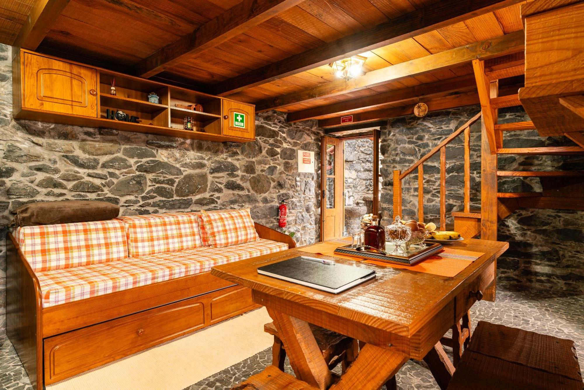 King'S House - Centennial House Ribeira do Raposo 外观 照片