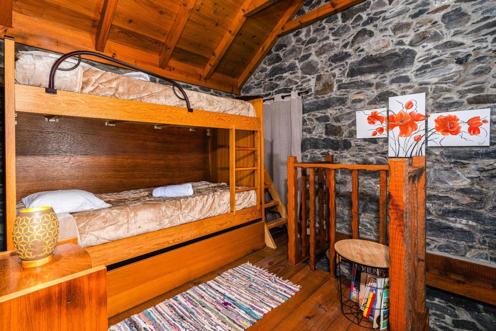 King'S House - Centennial House Ribeira do Raposo 外观 照片